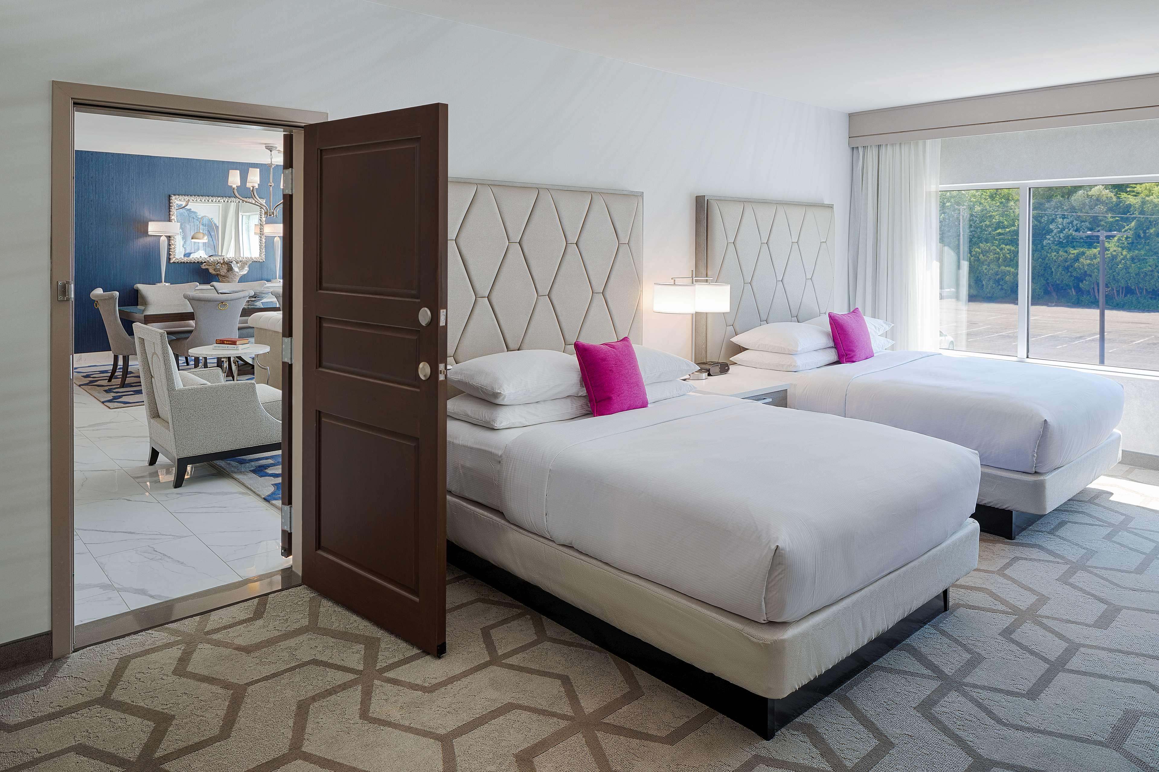 Hotel The Kingsley Bloomfield Hills - A Doubletree By Hilton Esterno foto