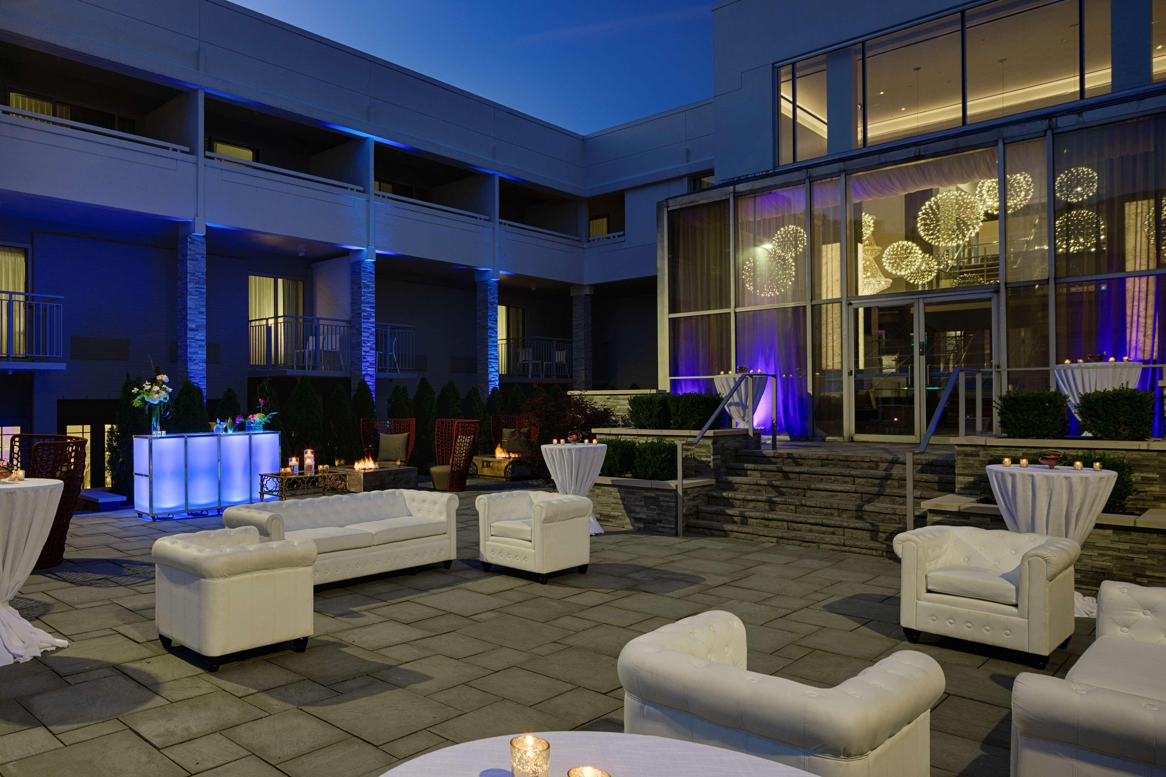 Hotel The Kingsley Bloomfield Hills - A Doubletree By Hilton Esterno foto